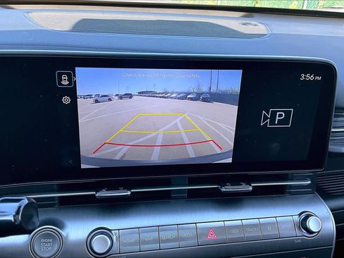 Certified 2025 Hyundai Kona SEL image 25