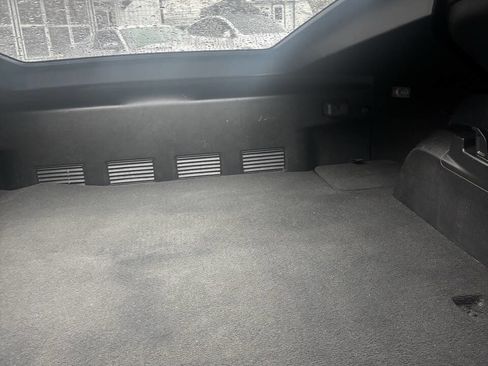 Used 2019 Chevrolet Corvette Grand Sport w/ Carbon Flash Badge Package image 23