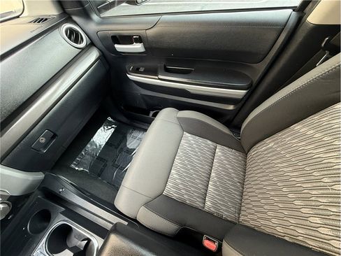 Used 2018 Toyota Tundra SR5 w/ TRD Off Road Package image 10