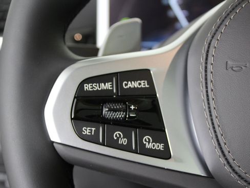 Used 2026 BMW X5 xDrive40i w/ M Sport Package image 16