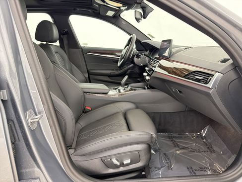 Used 2023 BMW 540i 540i w/ M Sport Package image 26
