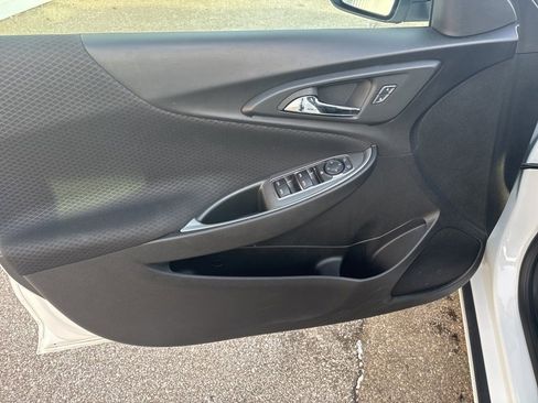 Used 2024 Chevrolet Malibu LT image 15