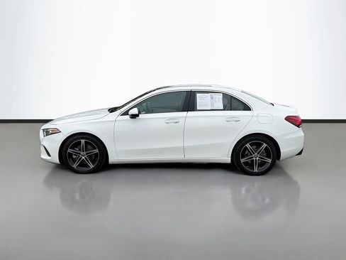 Used 2022 Mercedes-Benz A 220 image 8