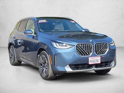 Used 2026 BMW X3 xDrive30i w/ Premium Package AWD/4WD image 3