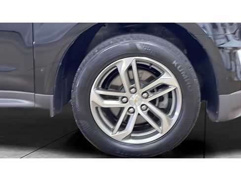 Used 2017 Chevrolet Equinox Premier w/ Enhanced Convenience Package AWD/4WD image 21