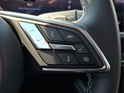 Used 2024 Buick Envision Sport Touring AWD/4WD image 38