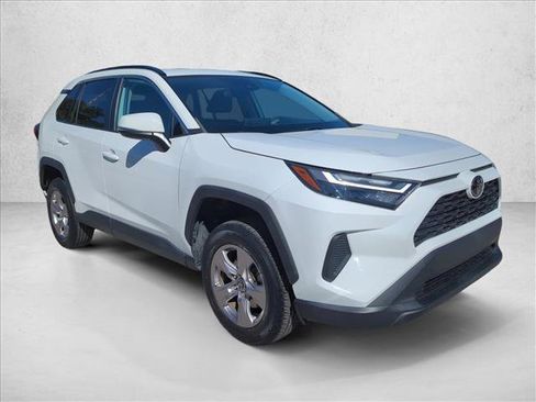 Certified 2022 Toyota RAV4 XLE image 3
