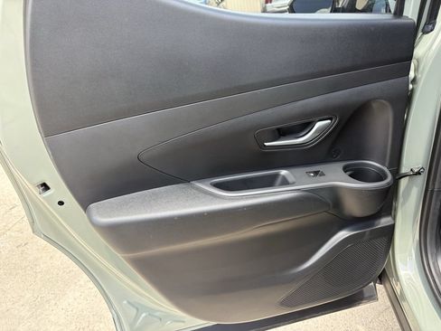 Used 2025 Hyundai Santa Cruz SEL FWD image 23