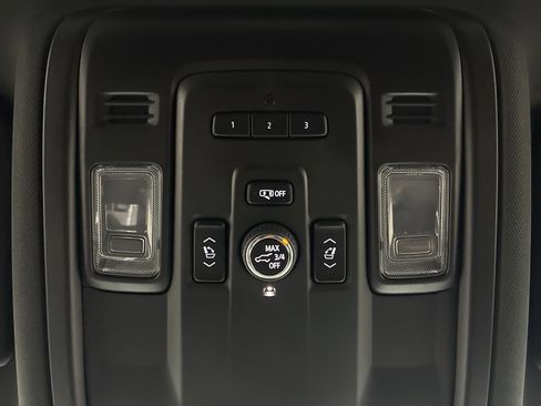 Used 2023 GMC Yukon AT4 image 40