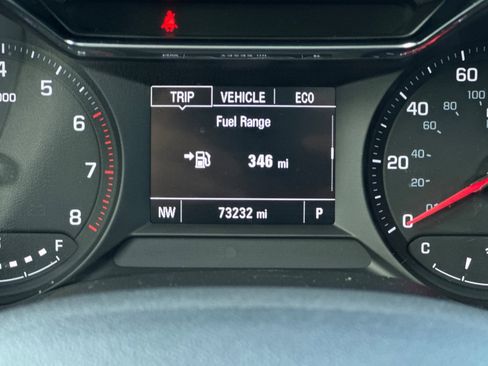 Used 2022 Chevrolet TrailBlazer LT w/ Sun and Liftgate Package image 3