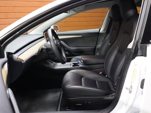 Used 2023 Tesla Model 3 Standard Range RWD image 30