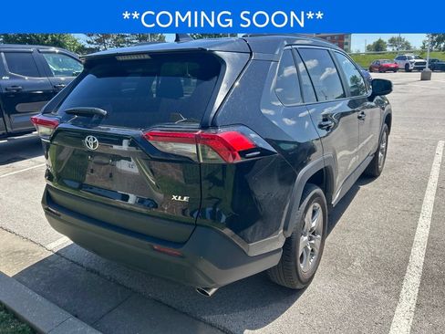 Used 2025 Toyota RAV4 XLE FWD image 4
