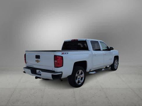 Used 2018 Chevrolet Silverado 1500 LT w/ All Star Edition AWD/4WD image 8