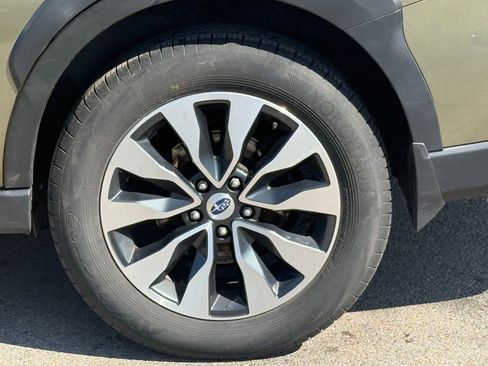 Used 2023 Subaru Outback Limited image 11