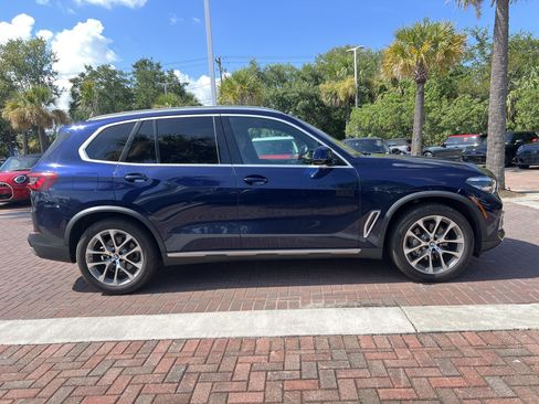 Used 2019 BMW X5 xDrive40i w/ Convenience Package AWD/4WD image 11