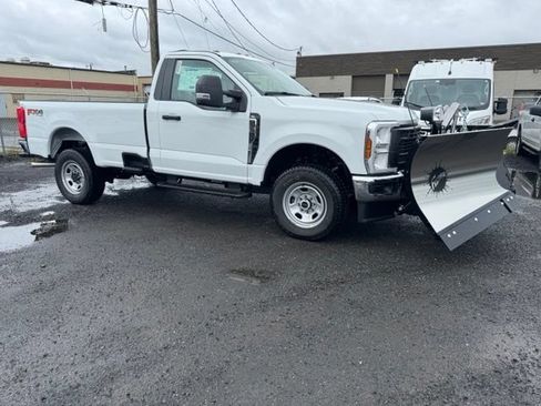 New 2026 Ford F350 XL w/ FX4 Off-Road Package AWD/4WD image 1