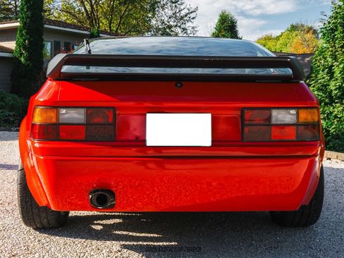 Used 1987 Porsche 944 Coupe image 7