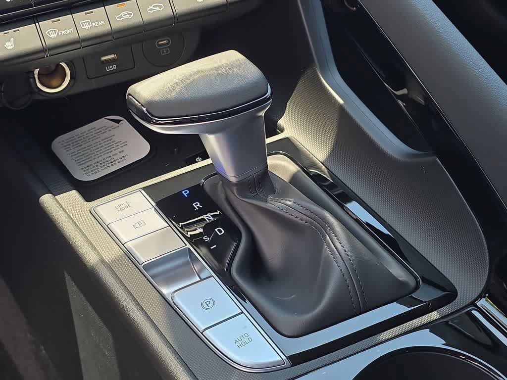 New 2026 Hyundai Elantra Limited FWD image 34