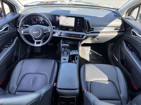 Used 2024 Kia Sportage EX FWD image 30