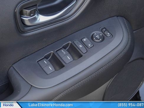 New 2026 Honda HR-V LX image 13