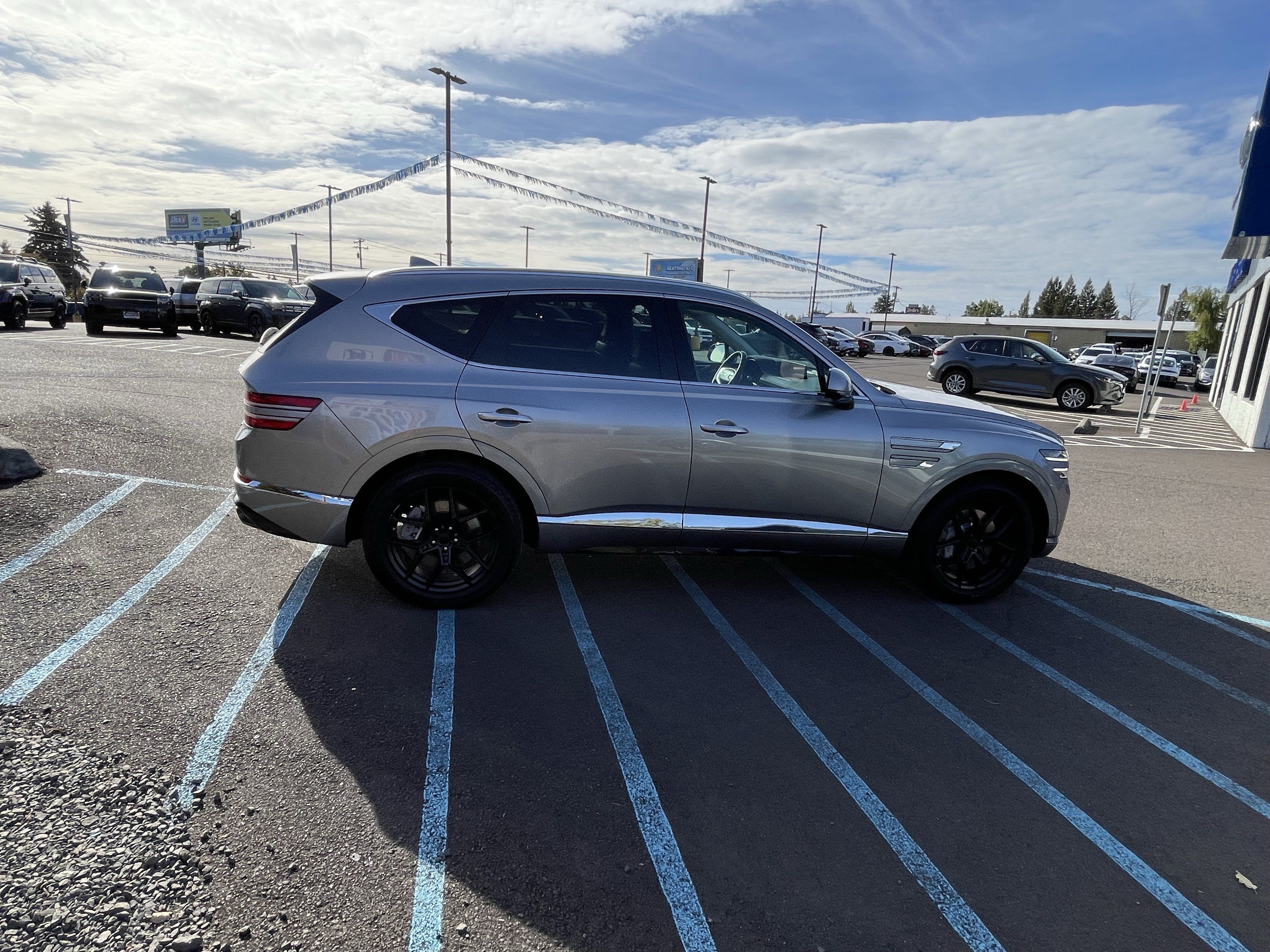 Used 2023 Genesis GV80 3.5T Advanced + AWD/4WD image 6
