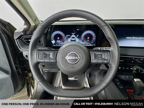 New 2025 Nissan Kicks SR image 11