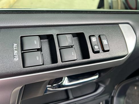 Certified 2022 Toyota 4Runner Limited AWD/4WD image 12