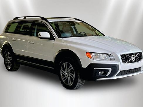 Used 2015 Volvo XC70 3.2 Premier AWD/4WD image 1