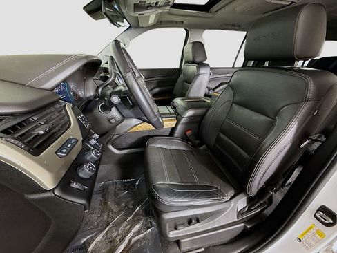 Used 2020 GMC Yukon XL Denali w/ Denali Ultimate Package image 21