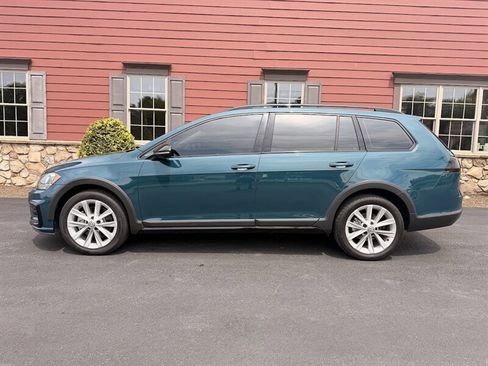 Used 2019 Volkswagen Golf Alltrack SE AWD/4WD image 3