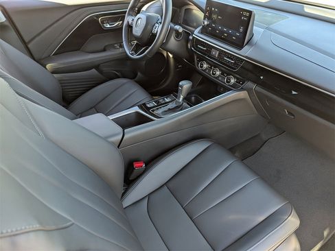 Certified 2025 Acura ADX FWD image 16