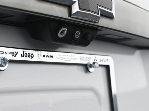 Used 2021 Chevrolet Traverse Premier w/ Redline Edition image 32