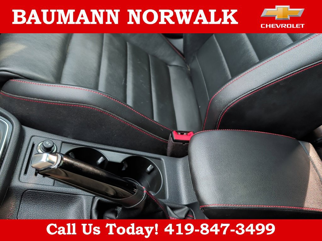 Used 2021 Volkswagen GTI SE FWD image 28