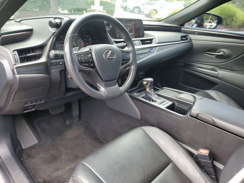 Used 2020 Lexus ES 350 w/ Premium Package FWD image 18