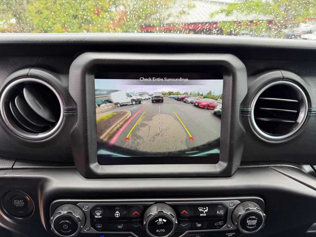 Used 2023 Jeep Wrangler Unlimited Rubicon 4xe w/ Cold Weather Group AWD/4WD image 21