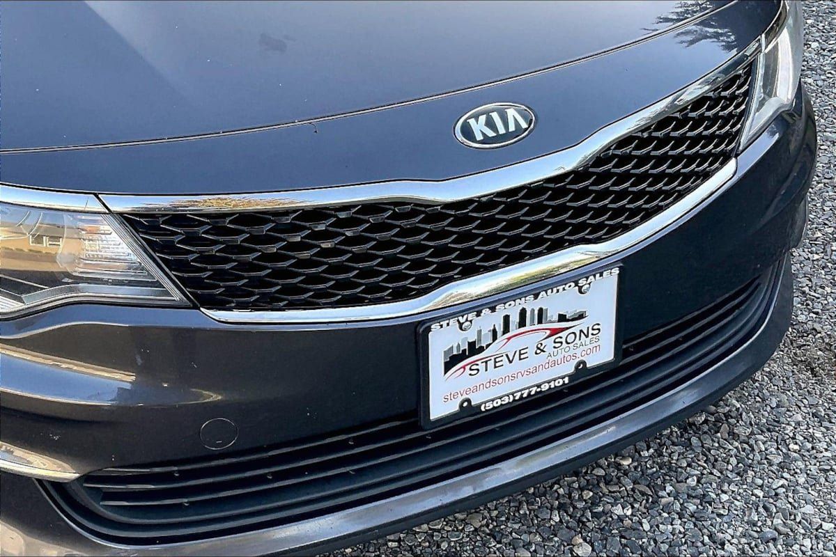 Used 2018 Kia Optima LX FWD image 31