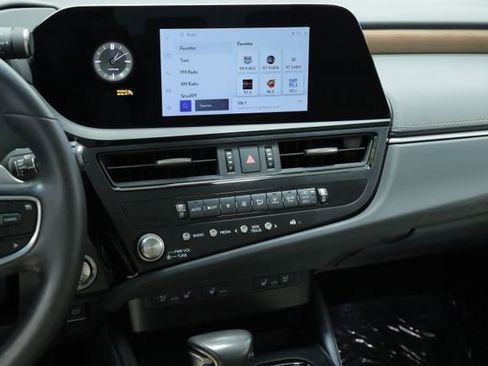 Used 2024 Lexus ES 350 350 image 16