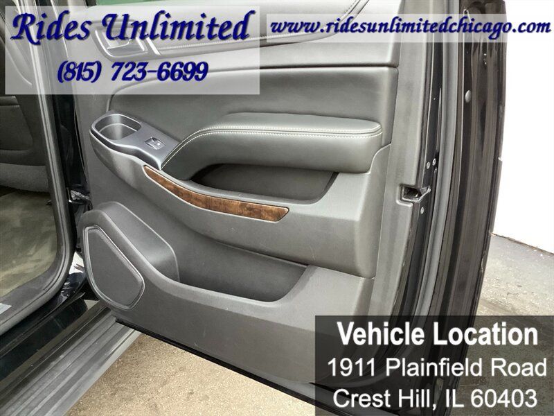 Used 2015 Chevrolet Suburban LT w/ Luxury Package AWD/4WD image 31