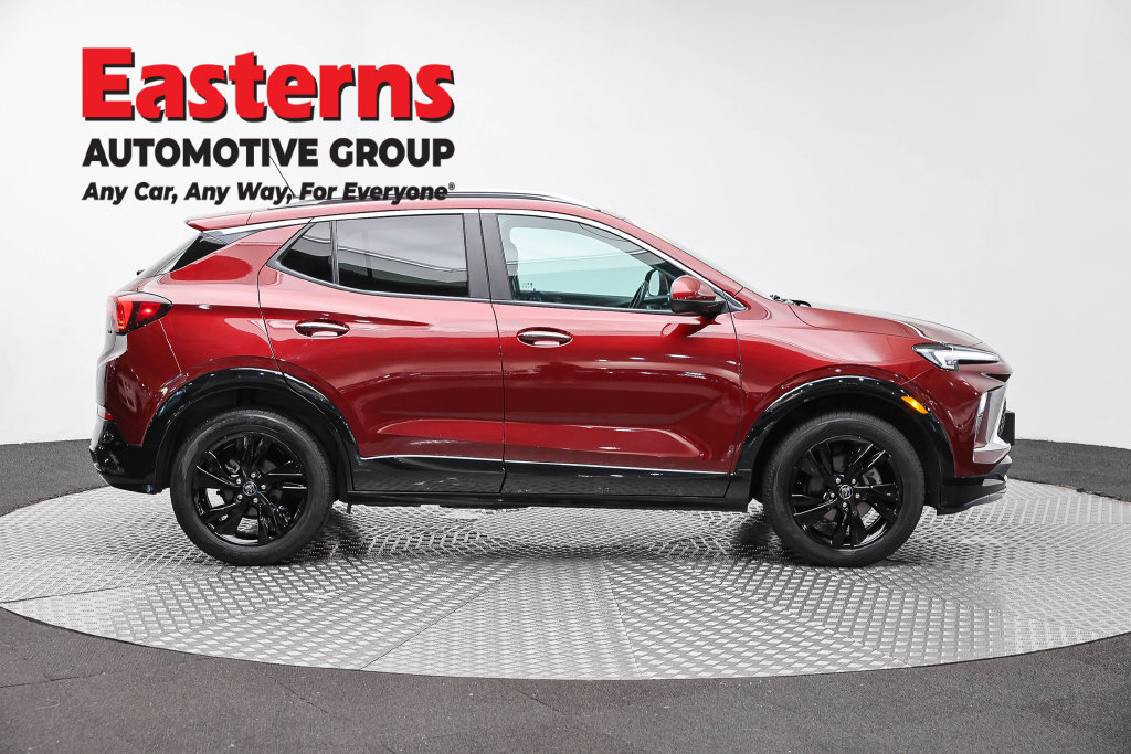 Used 2024 Buick Encore GX Sport Touring AWD/4WD image 5