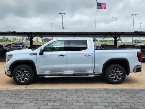 New 2026 GMC Sierra 1500 SLT w/ SLT Premium Plus Package image 7