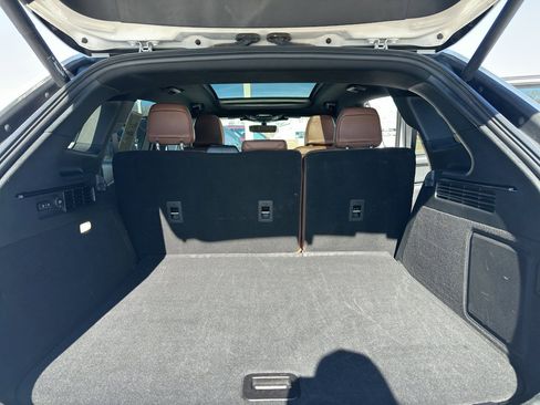 Used 2022 Lincoln Nautilus Reserve image 37