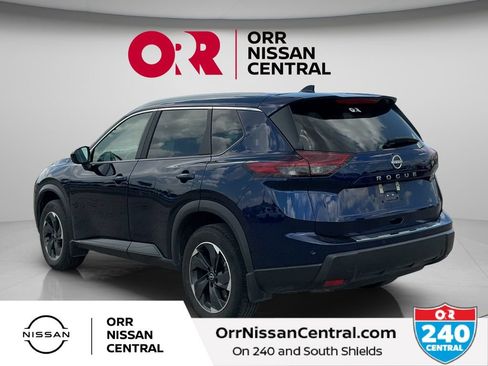 Used 2025 Nissan Rogue SV w/ SV Premium Package FWD image 7