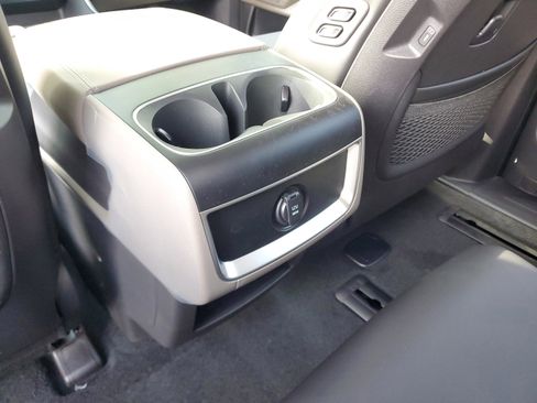 New 2026 Kia Carnival EX image 15