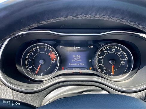 Used 2019 Jeep Cherokee Limited AWD/4WD image 26