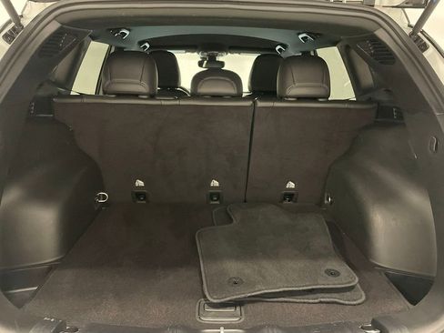 Used 2024 Jeep Compass Limited image 5