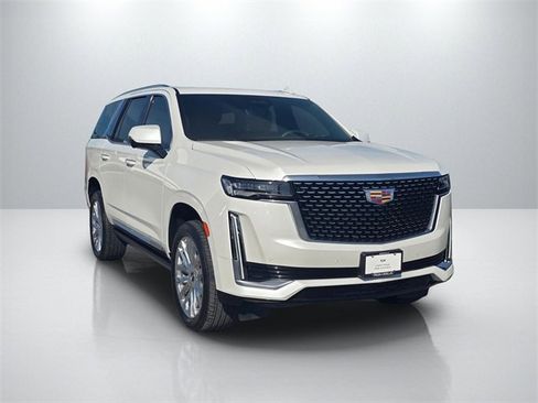 Used 2024 Cadillac Escalade Premium Luxury w/ Performance Package image 3