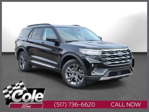 New 2025 Ford Explorer Active w/ Active Comfort Package image 1