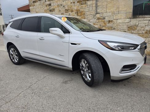 Used 2019 Buick Enclave Avenir w/ Avenir Technology Package FWD image 20