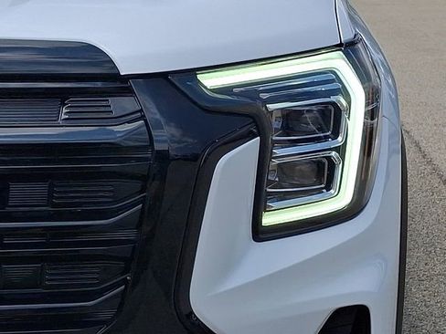 New 2026 GMC Terrain Elevation AWD/4WD image 10