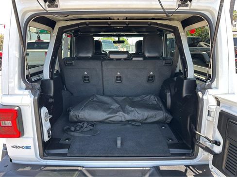 Used 2021 Jeep Wrangler Unlimited Rubicon 4xe w/ Dual Top Group image 38